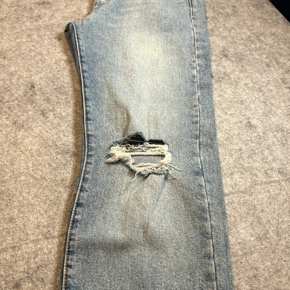 NWT's Levis's 501's, Size 30. - Picture 6 of 16